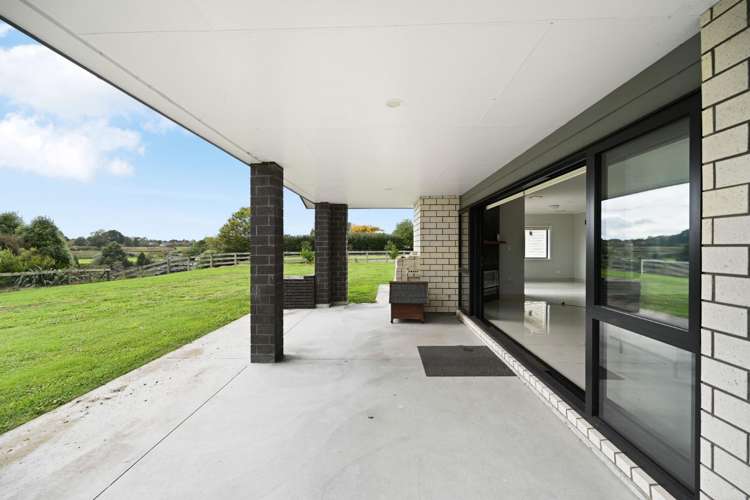 233a Raynes Road 11384_6