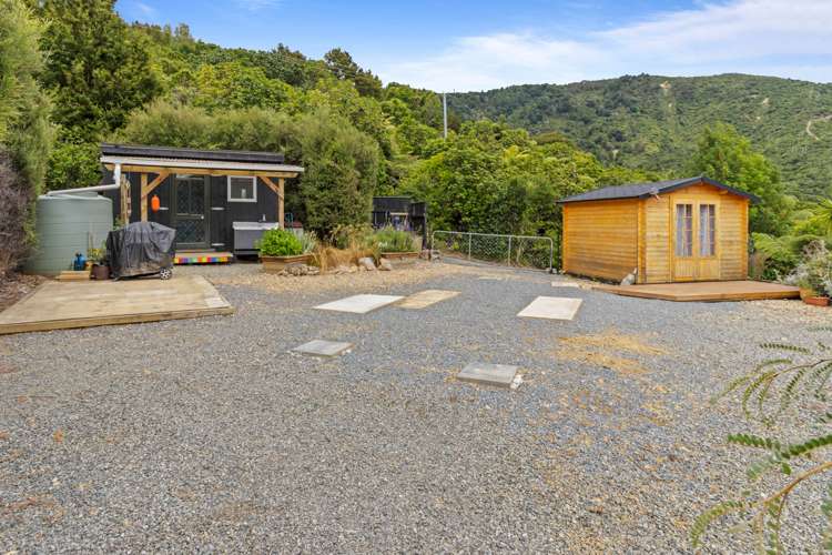 712 Queen Charlotte Drive Havelock_18