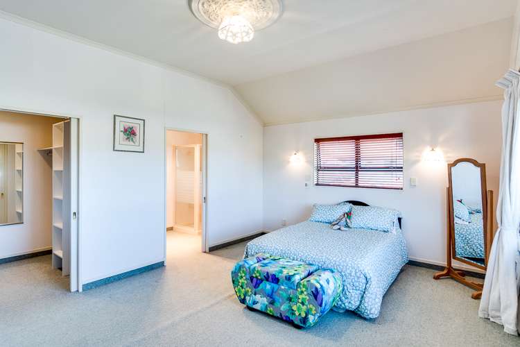 10 Knightsbridge Place Taradale_10