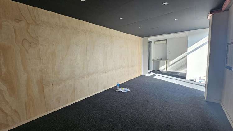 820 Karamu Road North Mayfair_6