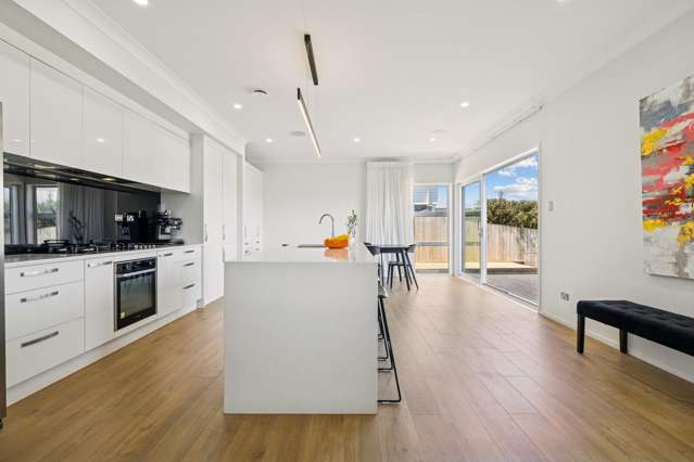 2 Tauwaka Crescent Riverhead_2