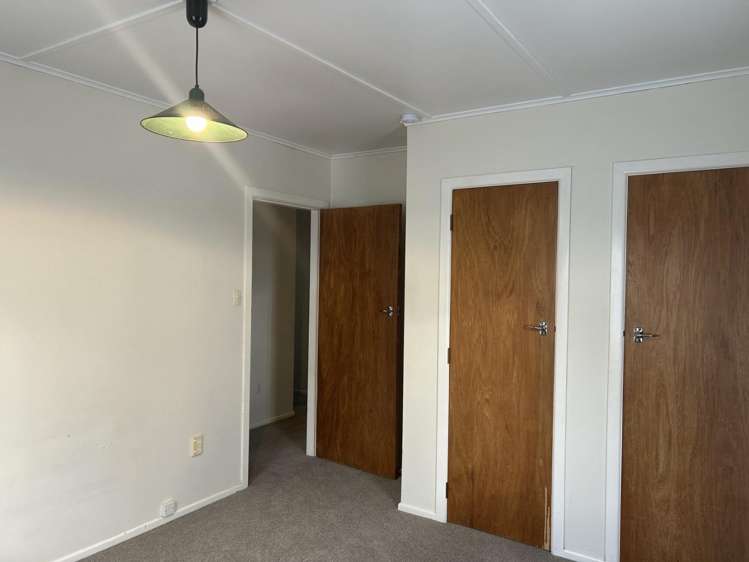 13 Alastair Avenue Owhata_8
