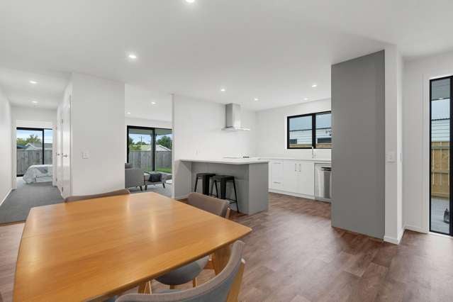12 Pohutukawa Place Lansdowne_1