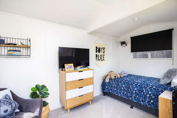 3 Roto Street Westown_12