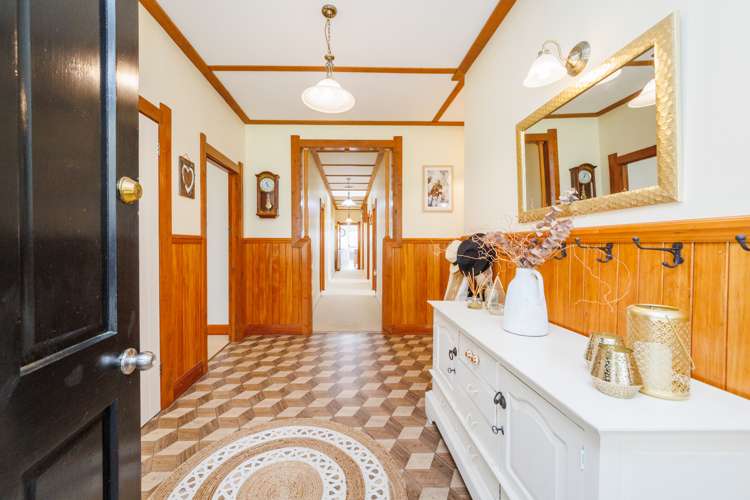 283 Forlong Road Feilding_12