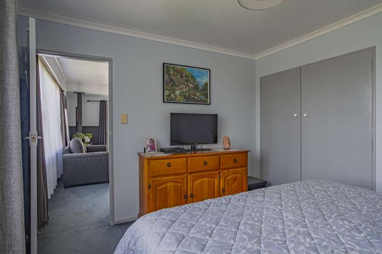 16 Neal Street Temuka_13