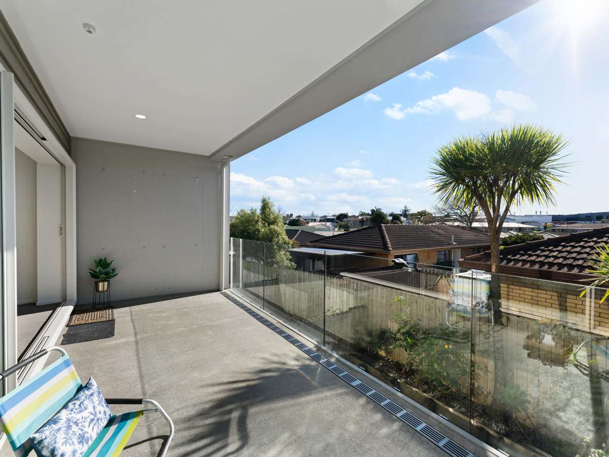 2/23 Wellington Street_5
