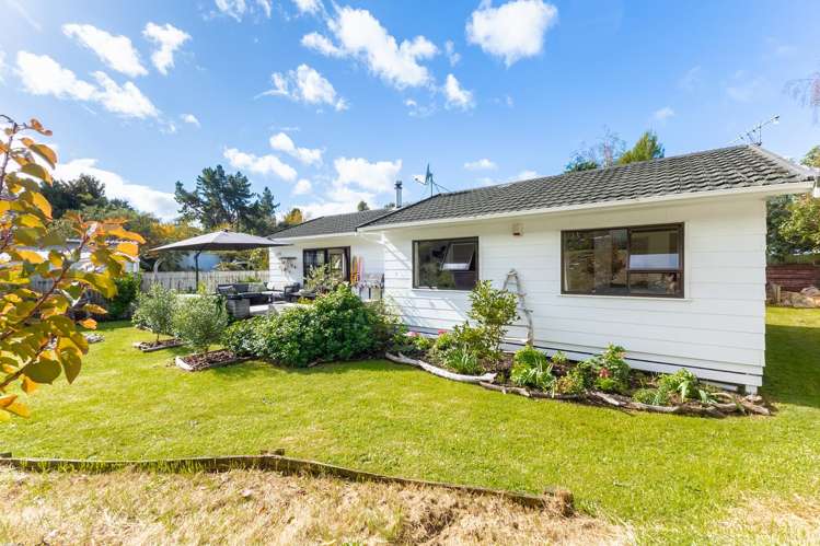 13 Forest Road Raumati South_20
