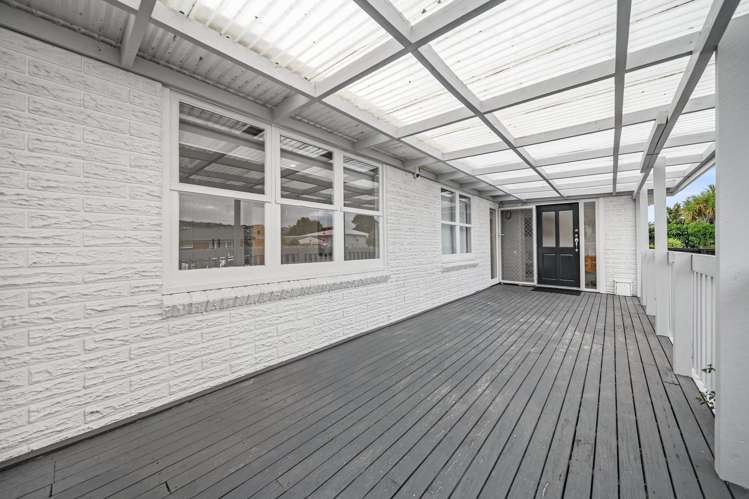 43 President Avenue Papakura_16