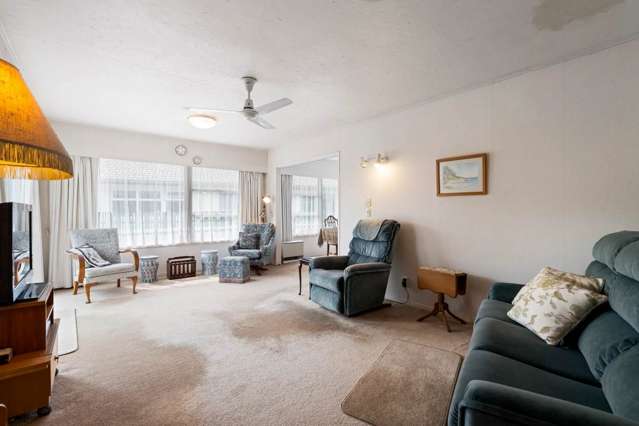 21 Hedge Row Sunnyhills_2