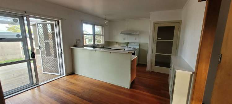 4 Balloch Street Fairfield_7