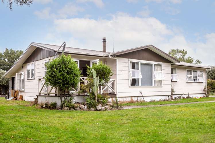 16a Clifton Avenue Carterton_0