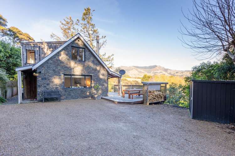 6888E Christchurch Akaroa Road Takamatua_20
