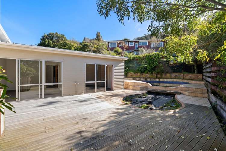 1 Fyvie Avenue Tawa_13