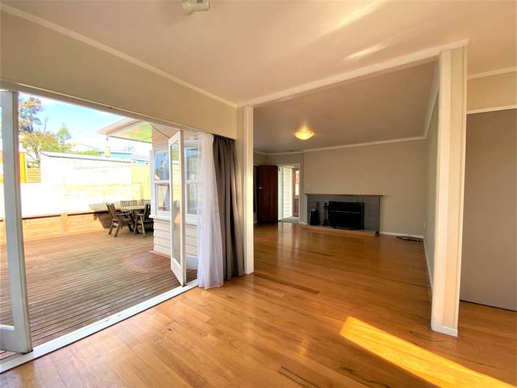 4 Madison Place Forrest Hill_2