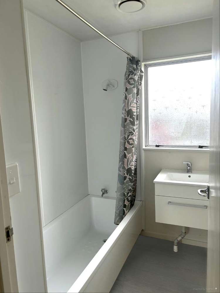 25b Ramsey Crescent Flaxmere_7