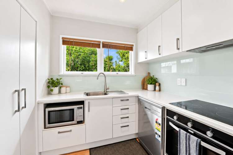 2/7 Owens Road Devonport_2