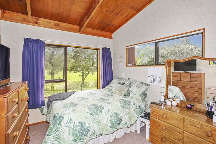 221 Cossey Road Drury_12