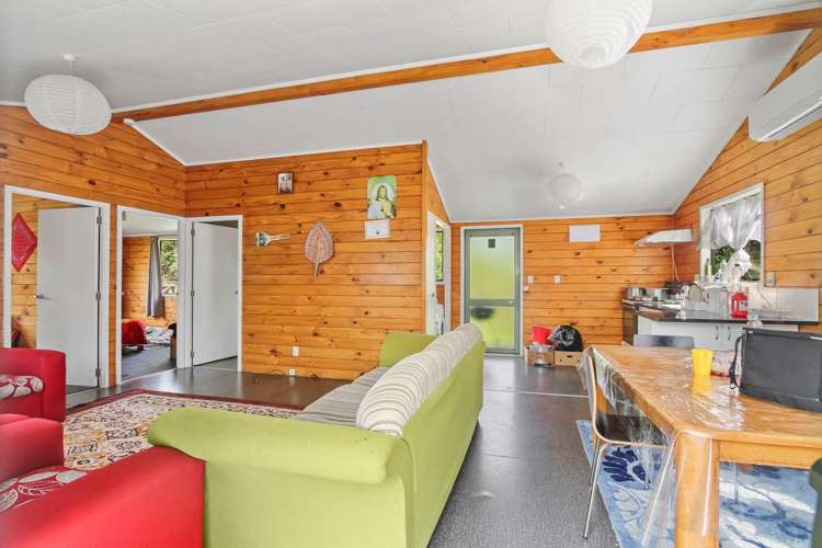 506 Swanson Road Ranui_24