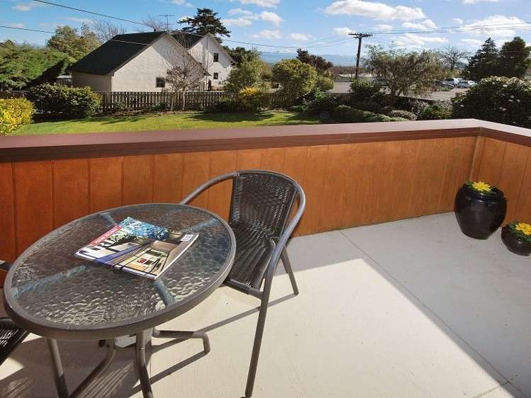 6 Boltons Road Masterton_19