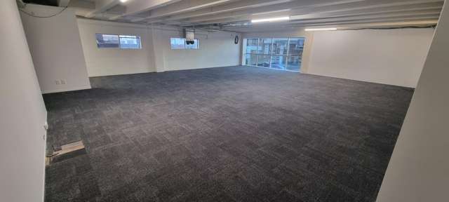 34 Barrys Point Road Takapuna_3