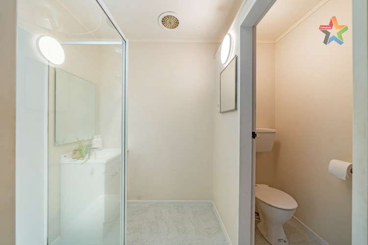 69b Hartford Crescent Totara Park_11