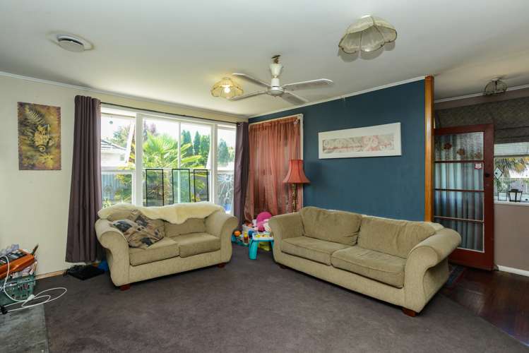 321 Tui Place Camberley_5
