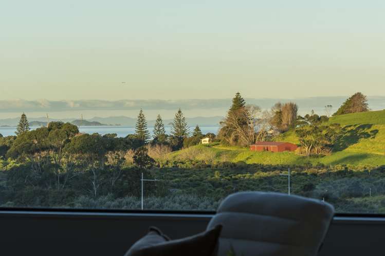 15 Humenga Place Long Bay_16