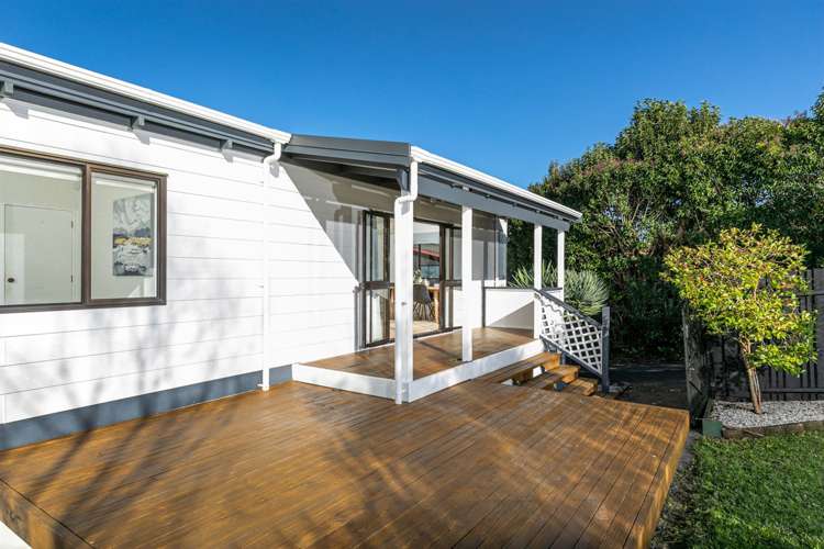 1/130 Golf Road Titirangi_23