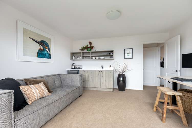 24 Hillplough Heights Richmond_22