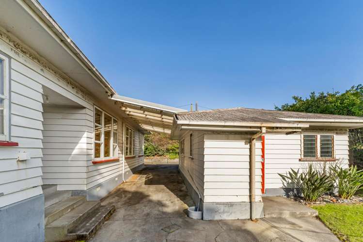 19 Ngaio Street Otaki Beach_15