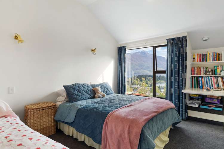 8 - 12 Anderson Heights Queenstown Hill_8