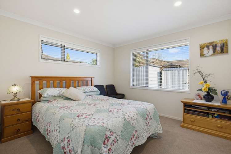 19 Korari Grove Redwoodtown_17