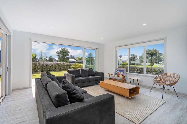 37 Longreach Drive Cooks Beach_4