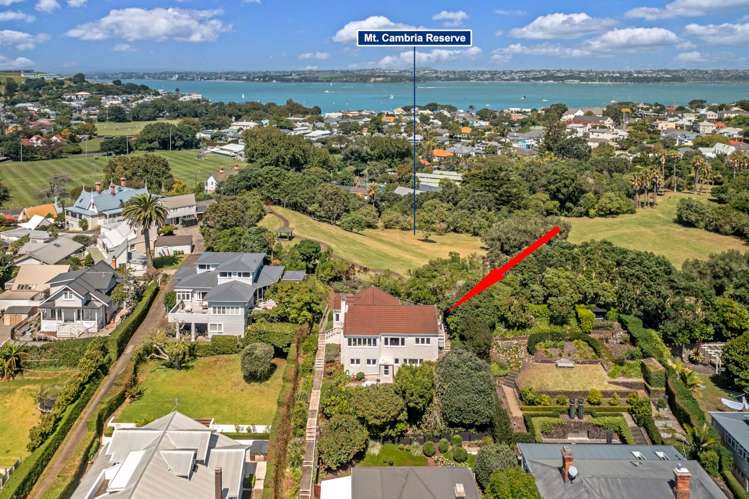 38A & B Albert Road Devonport_33