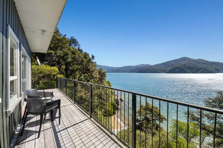 2717 Queen Charlotte Drive Queen Charlotte Sound_2