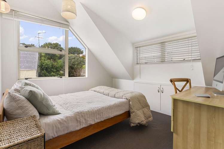 2/5A Dakota Avenue Beach Haven_18