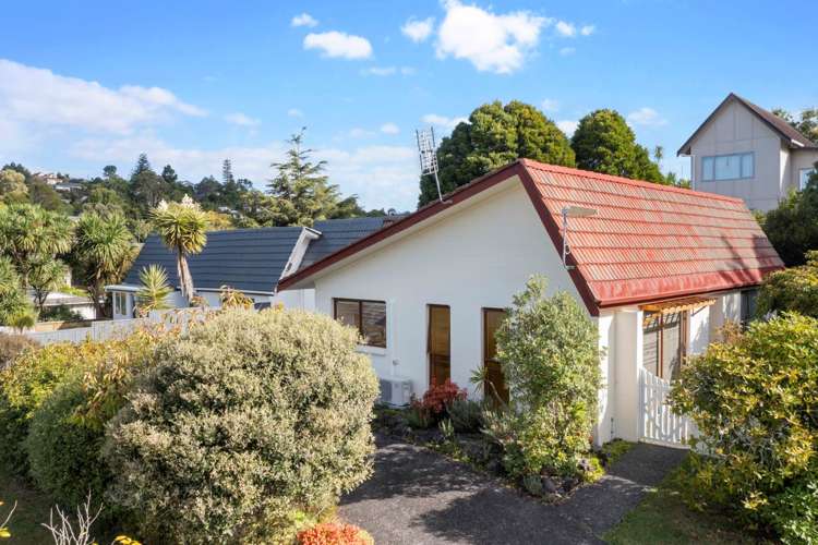 1/32 Scarlock Avenue Browns Bay_16