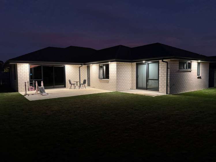 11 Kimbrae Drive Rototuna North_22