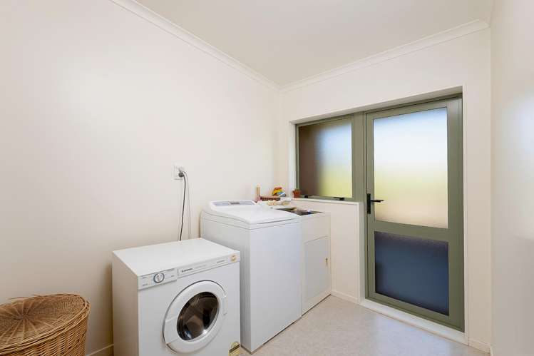 2 Burgundy Park Avenue Henderson_25