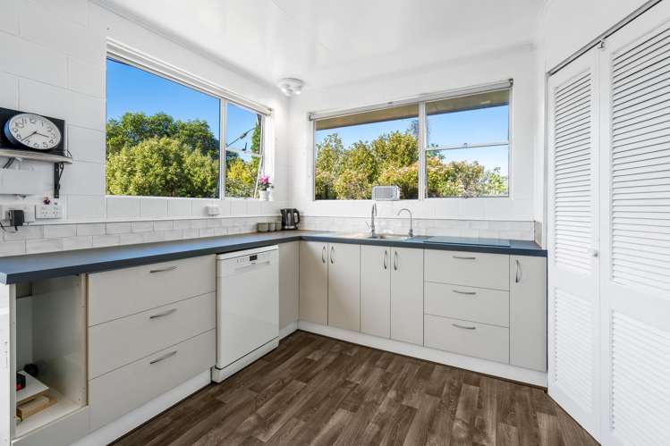 13 Delphic Street Sawyers Bay_13