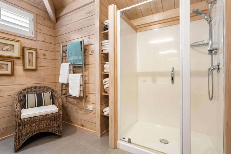 122 Motu Capri Pauanui_19