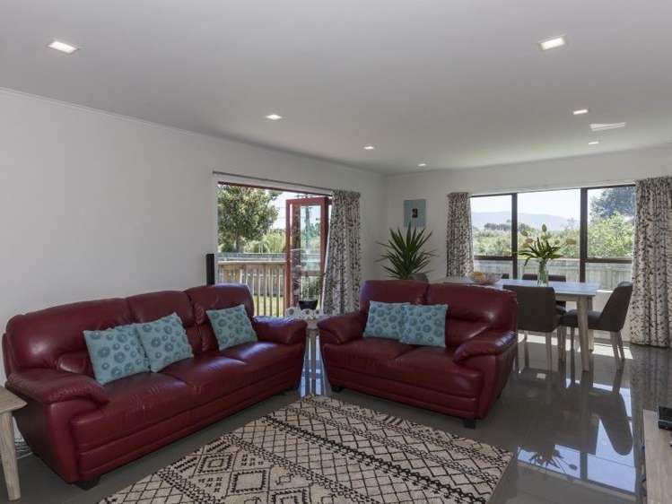 2 Makora Road Otaihanga_5