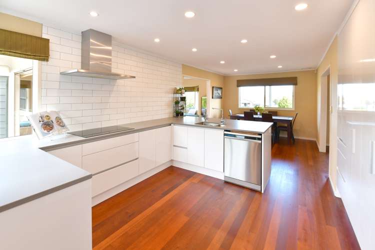 10 Melia Place Stanmore Bay_7