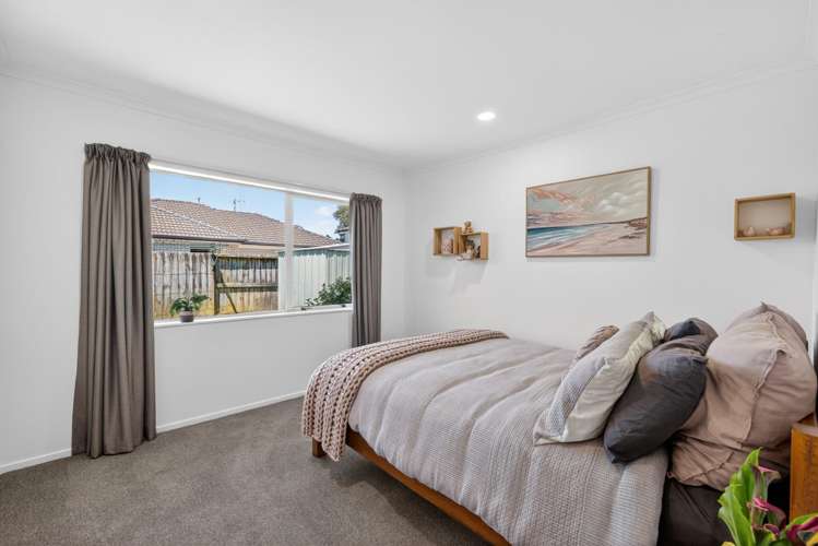 8 Hudson Grove Papamoa_17