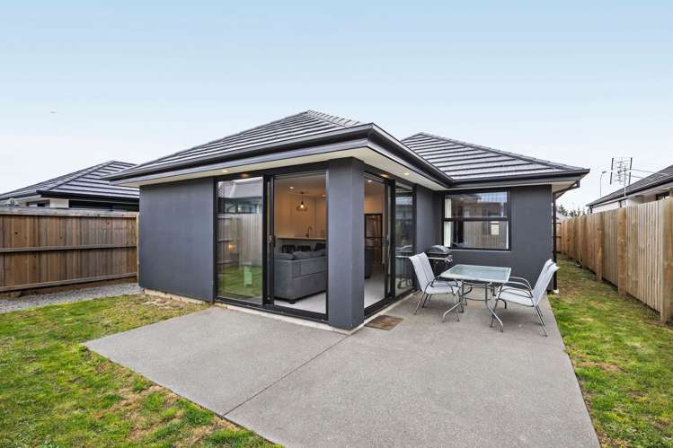 17 Bill Hammond Drive Belfast_19