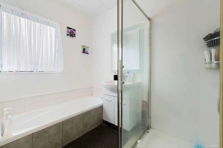 1/6 Bernina Place Manurewa_10
