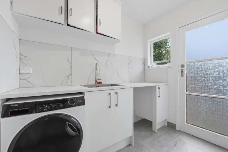 13 Memorial Avenue Mount Roskill_8