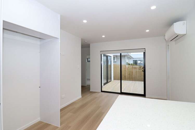 25D Lynbrooke Avenue Blockhouse Bay_1