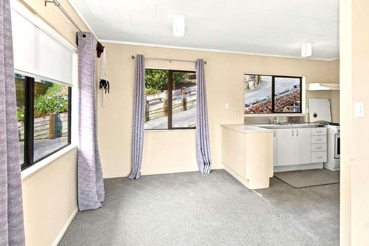34 Raumati Crescent Onerahi_5